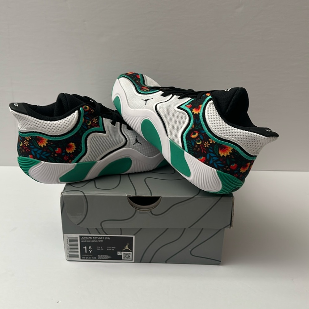 Tatum 3 ‘Welcome To The Garden’ (PS) Sz 11 (HF3137-103)